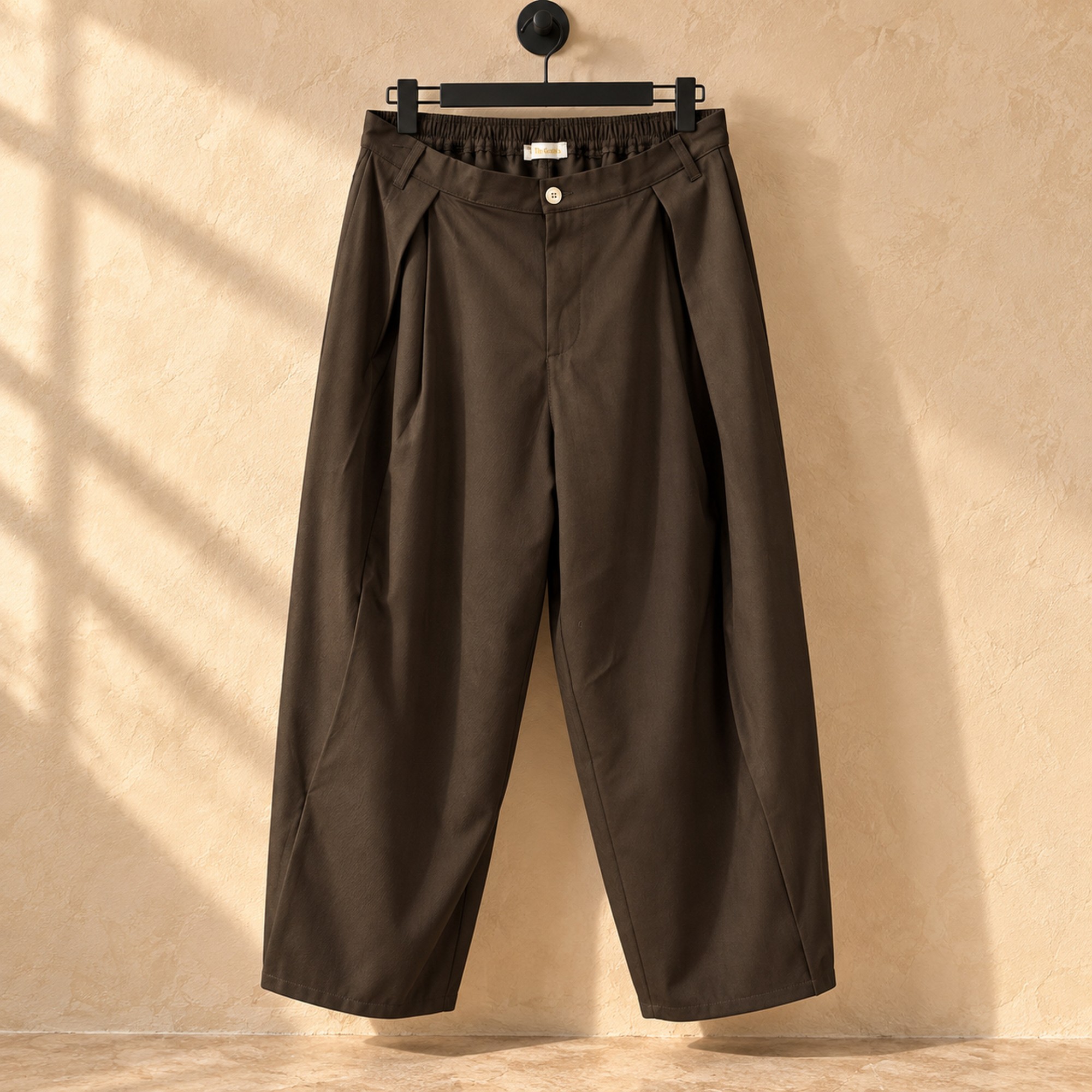 BROWN PLEATED WIDE-LEG TROUSERS